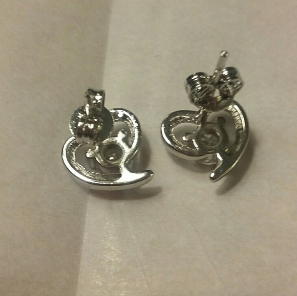 ❌ DONATING FEB 1ST ❌ - Picture 4 of 6